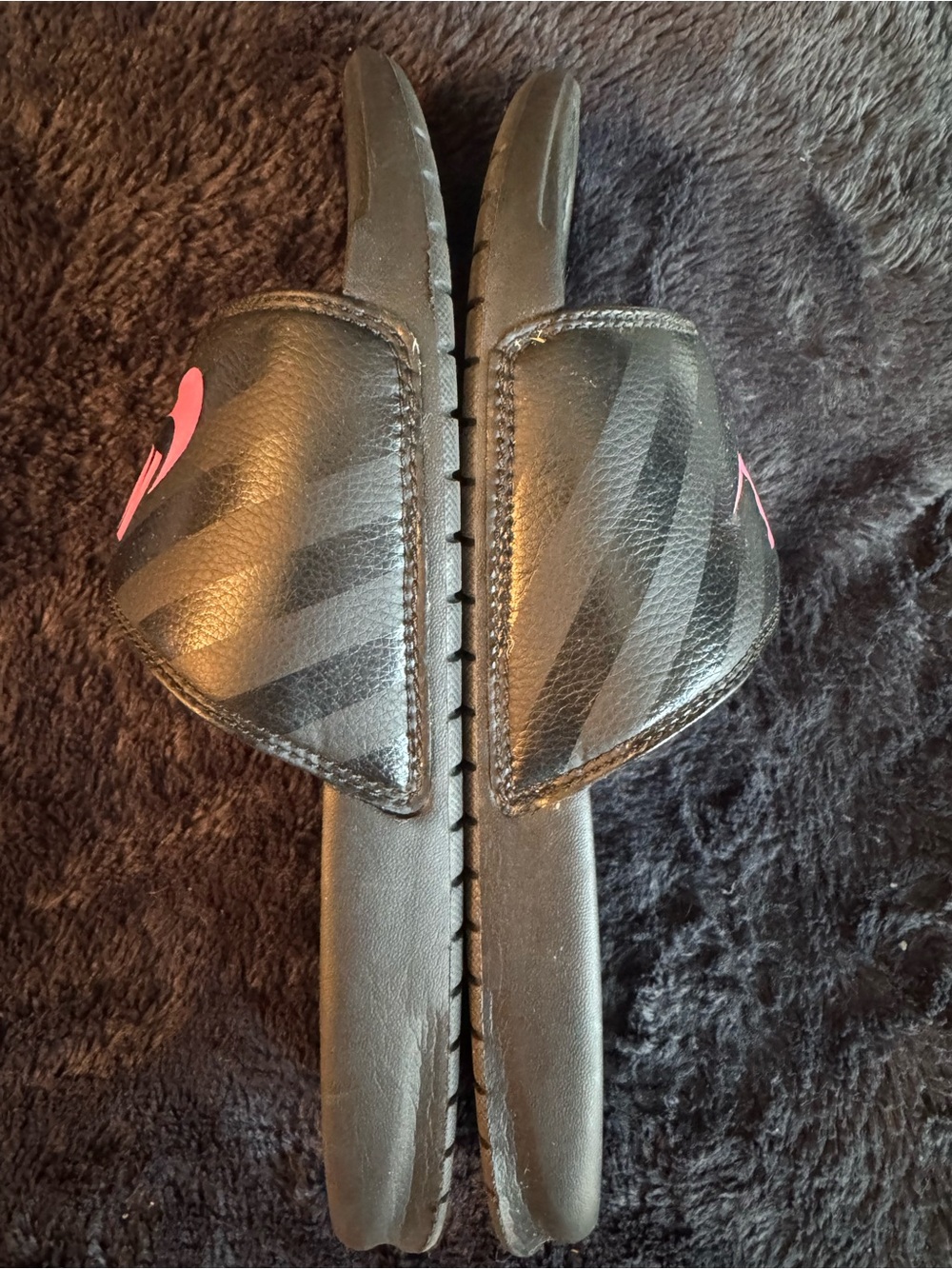 2 pair of Nike Black Slides Women’s 11 - Picture 4 of 12